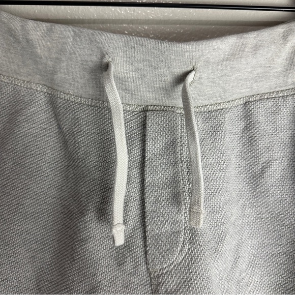 HM Logg Shorts Size Large - Picture 3 of 10